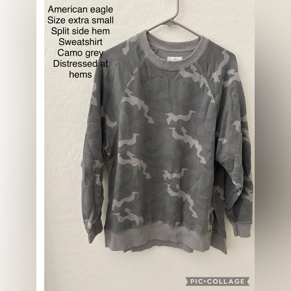 American eagle sweatshirt size extra small